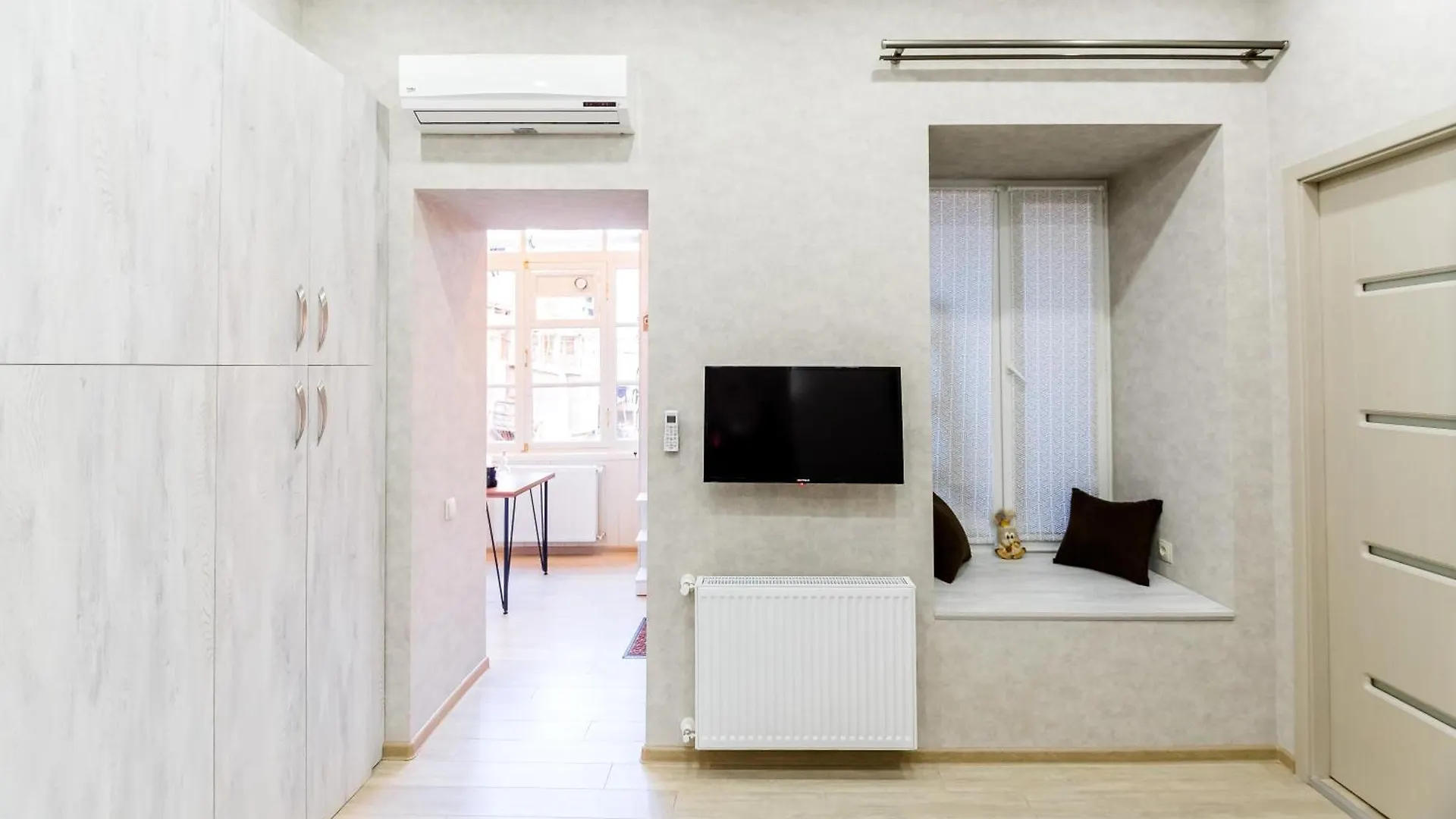 Hb Apartments Tsinamdzghvrishvili ティビリシ グルジア